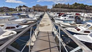 Uvala jazine, foto: D. Stanin, PIXSELL//camci, brodovi, uvala, vez, ilustracija, brodice, lucica, Luka, brod,