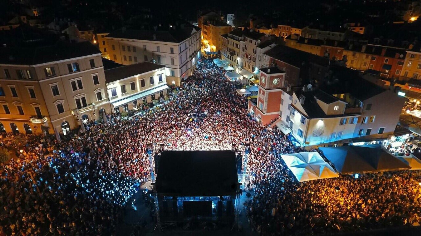 Severina u Rovinju, Foto: Daniel Cerin i Dalibor Talajić Severina u Rovinju, Foto: Daniel Cerin i Dalibor Talajić