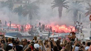 Split dostojanstveno na posljednju plovidbu ispratio legendu Olivera Dragojevića