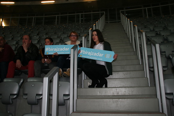 Košarkaši i navijači KK Zadar podržali akciju #birajzadar Košarkaši i navijači KK Zadar podržali akciju #birajzadar