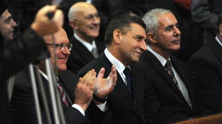 Zadar, 241112.
Obiljezavanje Dana grada Zadra i dolazak generala Ante Gotovine pocasnog gradjanina grada Zadra. General Gotovina na svetoj misi u katedrali Sv. Stosije.
Na slici gradonacelnik Zvonimir Vrancic, Ante Gotovina i zupan Stipe Zrilic.
Foto: L Zadar, 241112.
Obiljezavanje Dana grada Zadra i dolazak generala Ante Gotovine pocasnog gradjanina grada Zadra. General Gotovina na svetoj misi u katedrali Sv. Stosije.
Na slici gradonacelnik Zvonimir Vrancic, Ante Gotovina i zupan Stipe Zrilic.
Foto: L