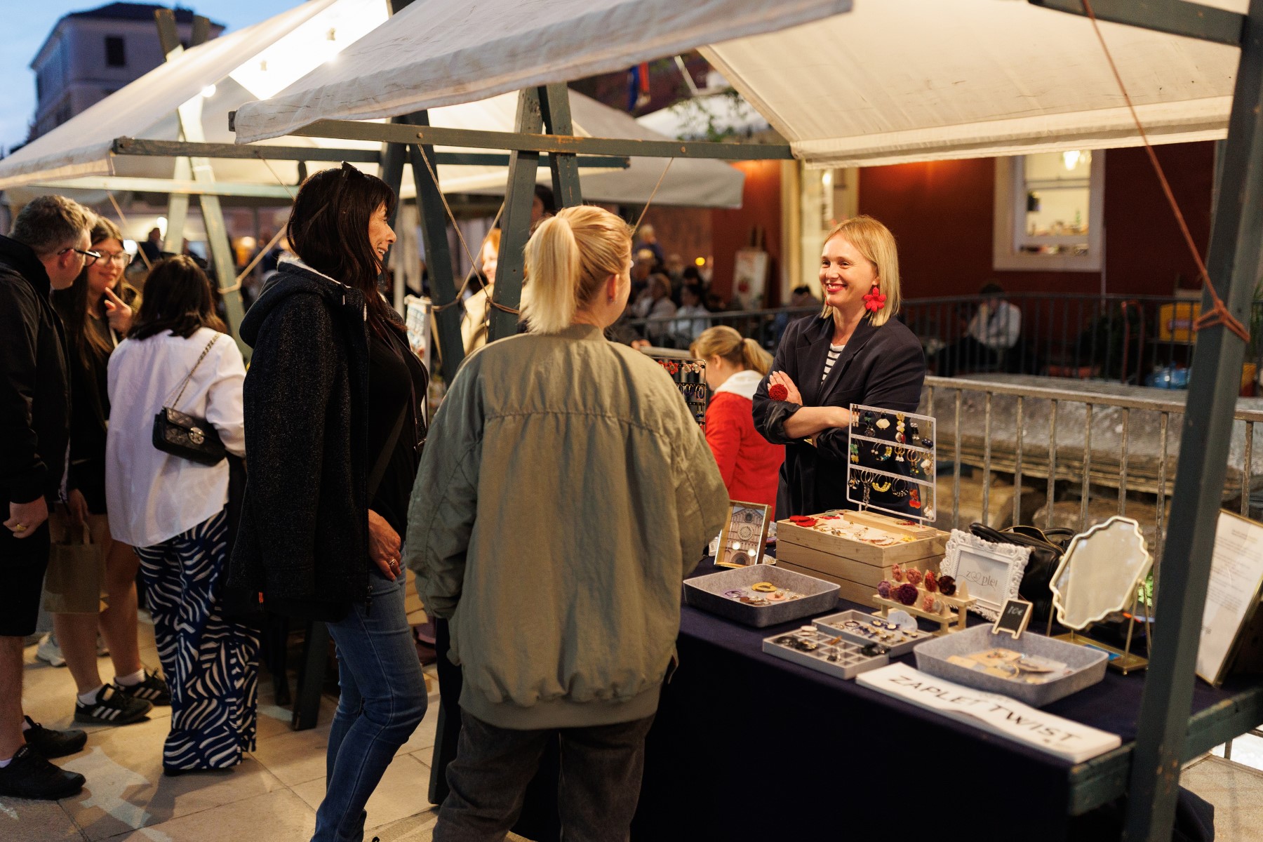 Tuna, Sushi & Wine festival Zadar: Koncert Lucije Marcelić & Pink Noise Tuna, Sushi & Wine festival Zadar: Koncert Lucije Marcelić & Pink Noise