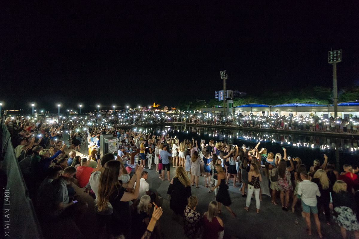 Severina oduševila nastupom na bazenu Ilirije u Biogradu