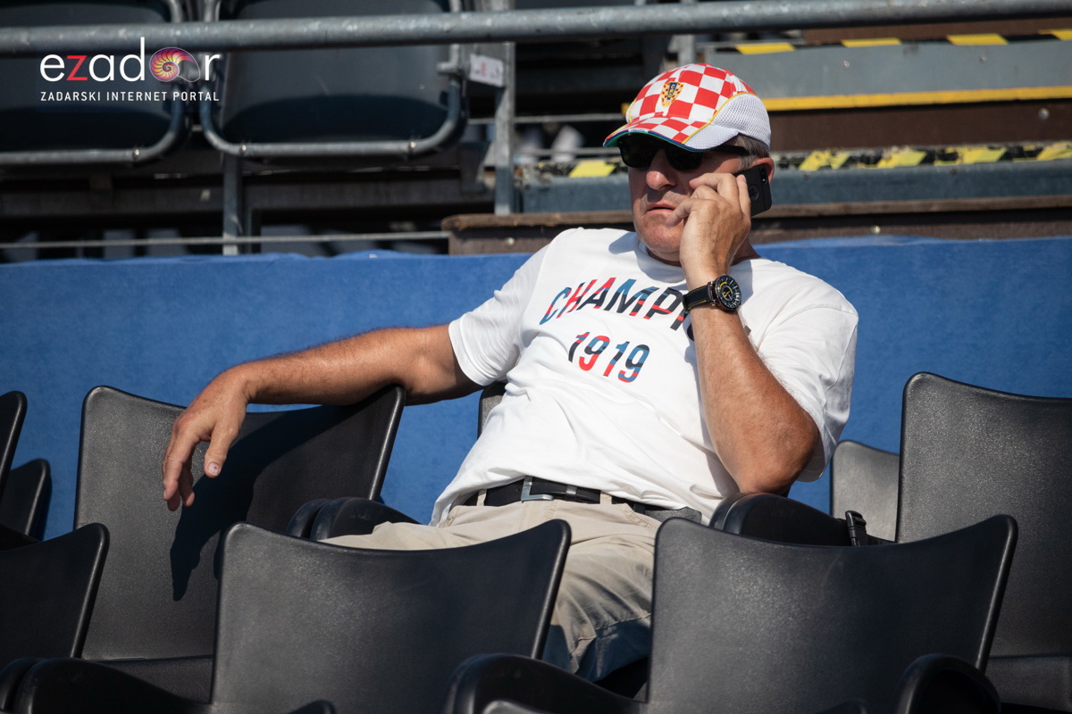 Davis Cup: Vruća navijačka atmosfera u meču Ćilića i Querreya