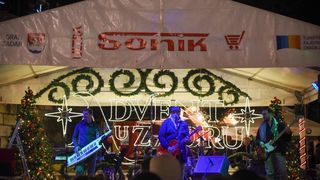 Advent u Zadru: Neponovljivi Neno Belan ponovo oduševio Zadrane. Foto: Dino Stanin/PIXSELL Advent u Zadru: Neponovljivi Neno Belan ponovo oduševio Zadrane. Foto: Dino Stanin/PIXSELL