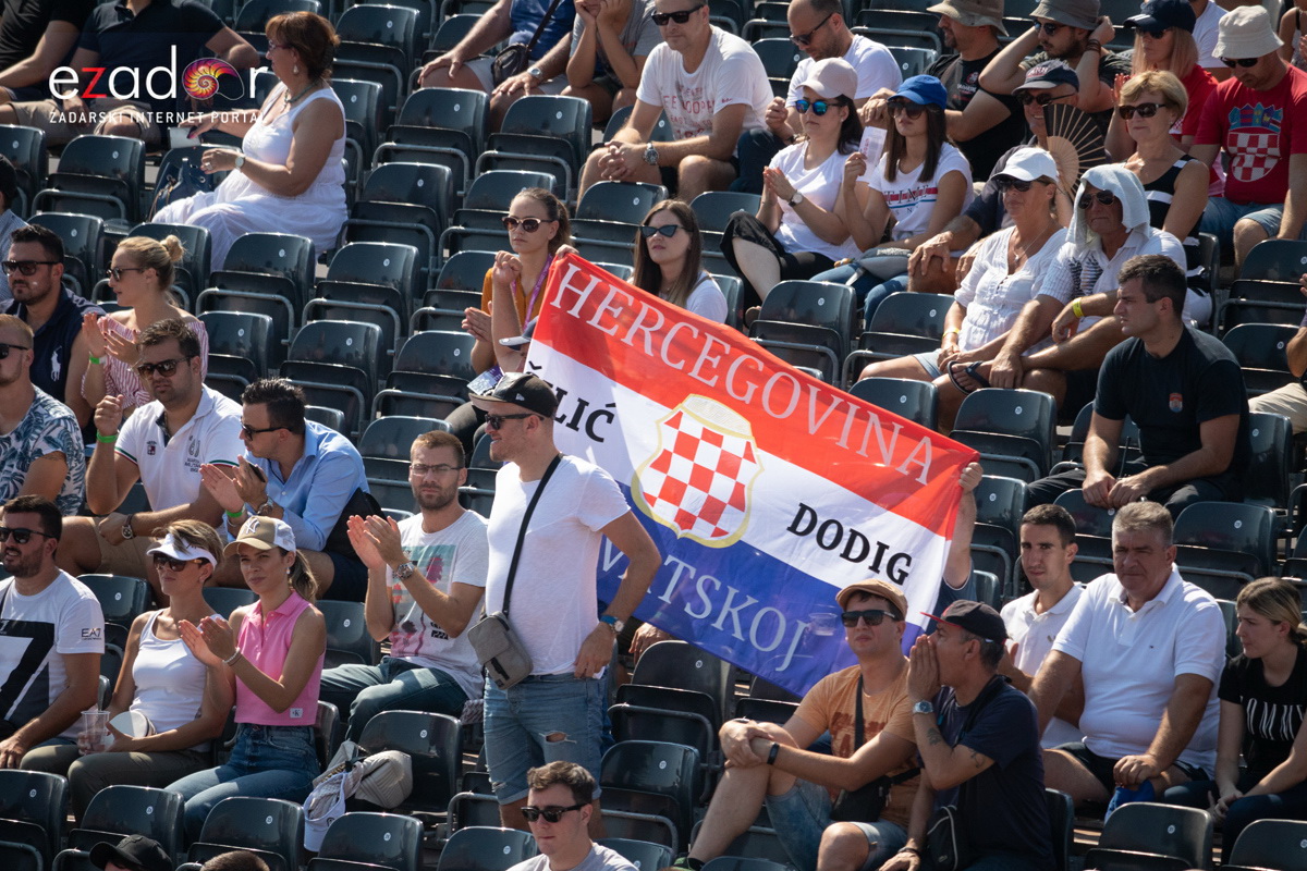 Davis Cup: Vruća navijačka atmosfera u meču Ćilića i Querreya