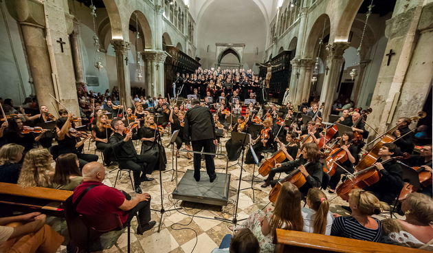 Zadarski komorni orkestar: Beethovenova Deveta simfonija u katedrali Sv. Stošije