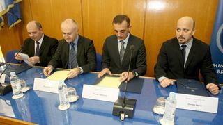 Pod nazivom Ponosno nase na Poljani Sime Budnica prvi put postavljen sajam na kojem su braniteljske udruge predstavile svoje proizvode. Photo: Dino Stanin/PIXSELL Pod nazivom Ponosno nase na Poljani Sime Budnica prvi put postavljen sajam na kojem su braniteljske udruge predstavile svoje proizvode. Photo: Dino Stanin/PIXSELL