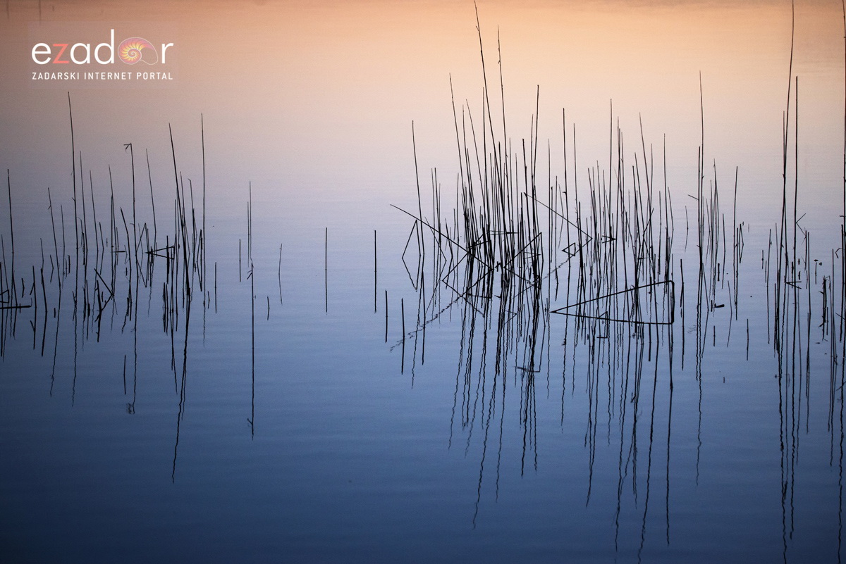 Nedjeljno svitanje na Vranskom jezeru Nedjeljno svitanje na Vranskom jezeru
