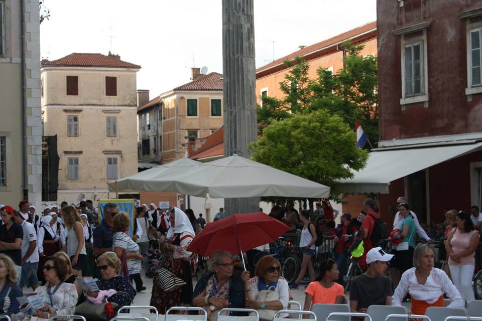 smotra folklora; etno dani