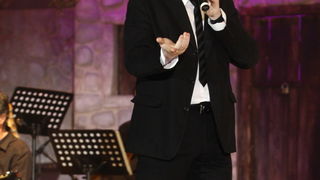 Zadar, 121110.
Dvorana Kresimira Cosica.Festival zabavne glazbe Zadar2010.Prva vecer.
Na fotografiji : nastup Mario Lipovsek Batifiaca.
Foto : Vladimir Ivanov / Cropix Zadar, 121110.
Dvorana Kresimira Cosica.Festival zabavne glazbe Zadar2010.Prva vecer.
Na fotografiji : nastup Mario Lipovsek Batifiaca.
Foto : Vladimir Ivanov / Cropix