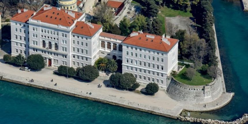 Zadar iz zraka, zračna panorama. Sveučilište u Zadru. Foša, Bedemi