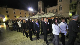 Procesija Velikog petka, 6. travnja 2012. (foto:Saša Čuka) Procesija Velikog petka, 6. travnja 2012. (foto:Saša Čuka)