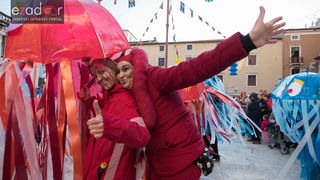 Zadarski karneval 2018: Povorka maškaranih skupina od Gradskih vrata preko Foruma do Narodnog trga Zadarski karneval 2018: Povorka maškaranih skupina od Gradskih vrata preko Foruma do Narodnog trga