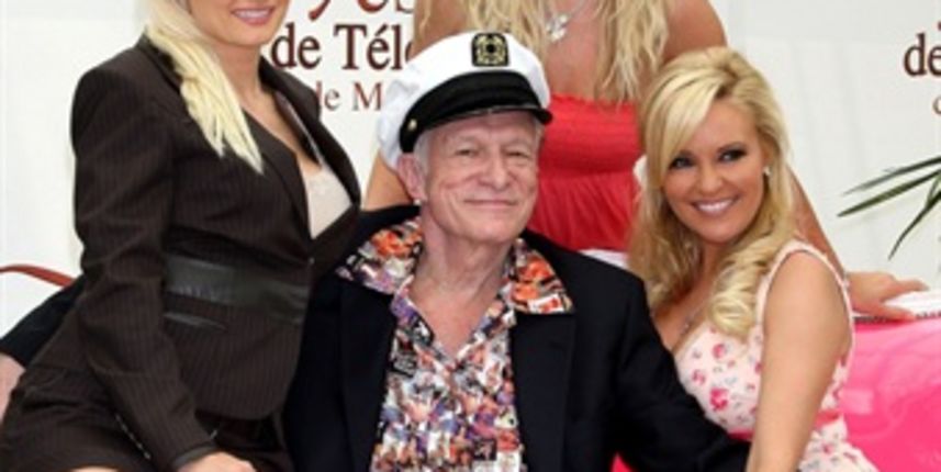 Playboyeva zečica stiže u Hrvatsku kako bi isprobala domaći sir i vrhnje (Index.hr) Playboyeva zečica stiže u Hrvatsku kako bi isprobala domaći sir i vrhnje (Index.hr)