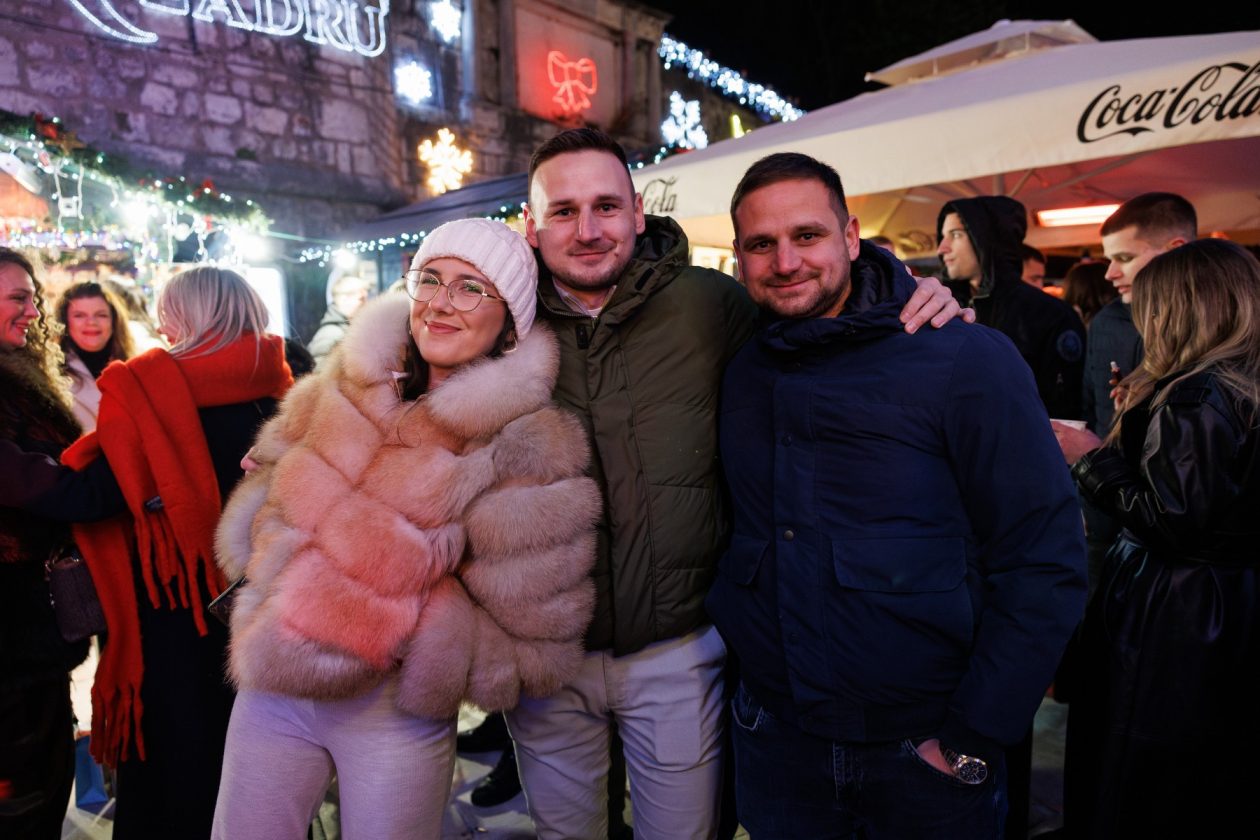 doček 2026. (93) doček 2026. (93)