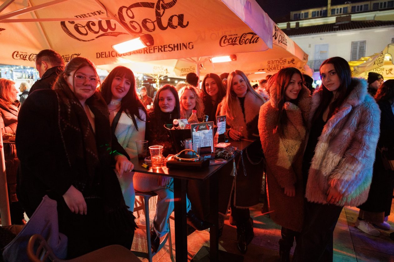 doček 2026. (98) doček 2026. (98)