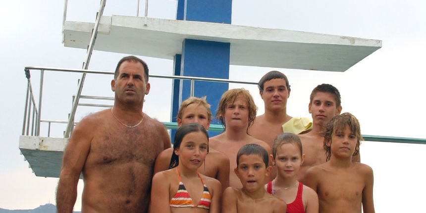 Arno Longin s mladim skakačima Arno Longin s mladim skakačima