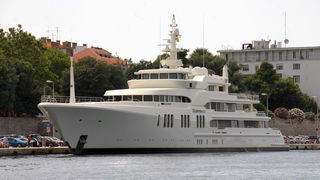 Image 1206491 (auto)