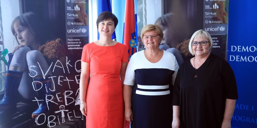 Predstavljena nacionalna kampanja “Svako dijete treba obitelj” 28.08.2018., Zagreb – U ministarstvu za demografiju, obitelj, mlade i socijalnu politiku odrzana je konferencija za medije povodom predstavljanja nacionalne kampanje “Svako dijete treba obitel