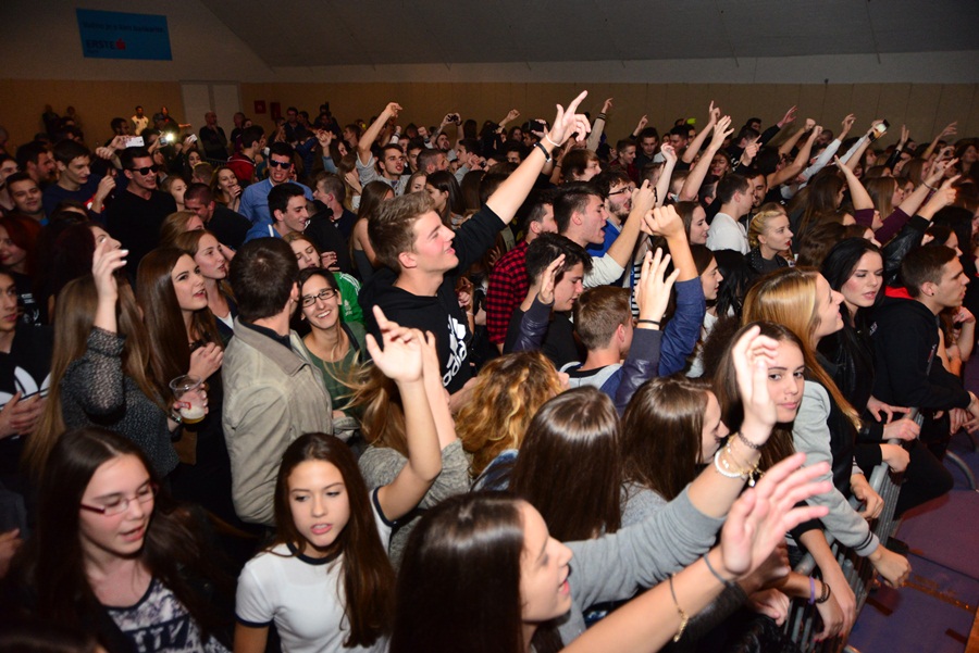 Dječaci i Brkovi u dvorani Krešimira Ćosića