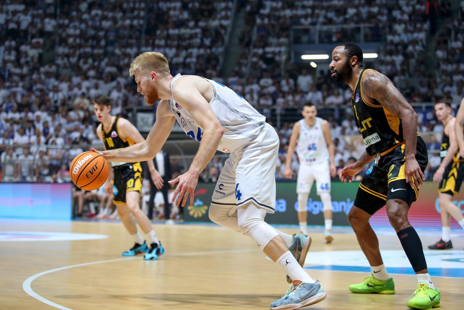 Favbet Premijer liga, finale doigravanja, 5. utakmica: KK Zadar – KK Split 93-66 Favbet Premijer liga, finale doigravanja, 5. utakmica: KK Zadar – KK Split 93-66