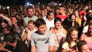 Prvi koncert popularnog slavonskog benda Vigor na otoku Viru