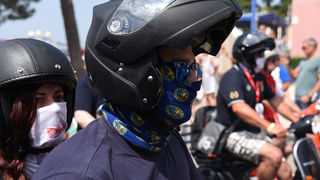 Spektakularni defile vespaša, foto: Vinko Pešić Spektakularni defile vespaša, foto: Vinko Pešić