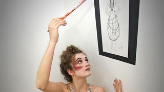 1800 kn; Haljinu dizajnira Klara Dedić: svila (foto: Marin Gospić)