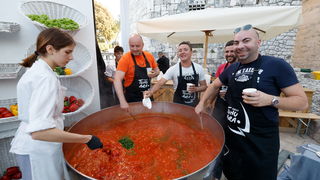 Prva večernja “fešta od rib'” Tuna, Sushi & Wine Festivala