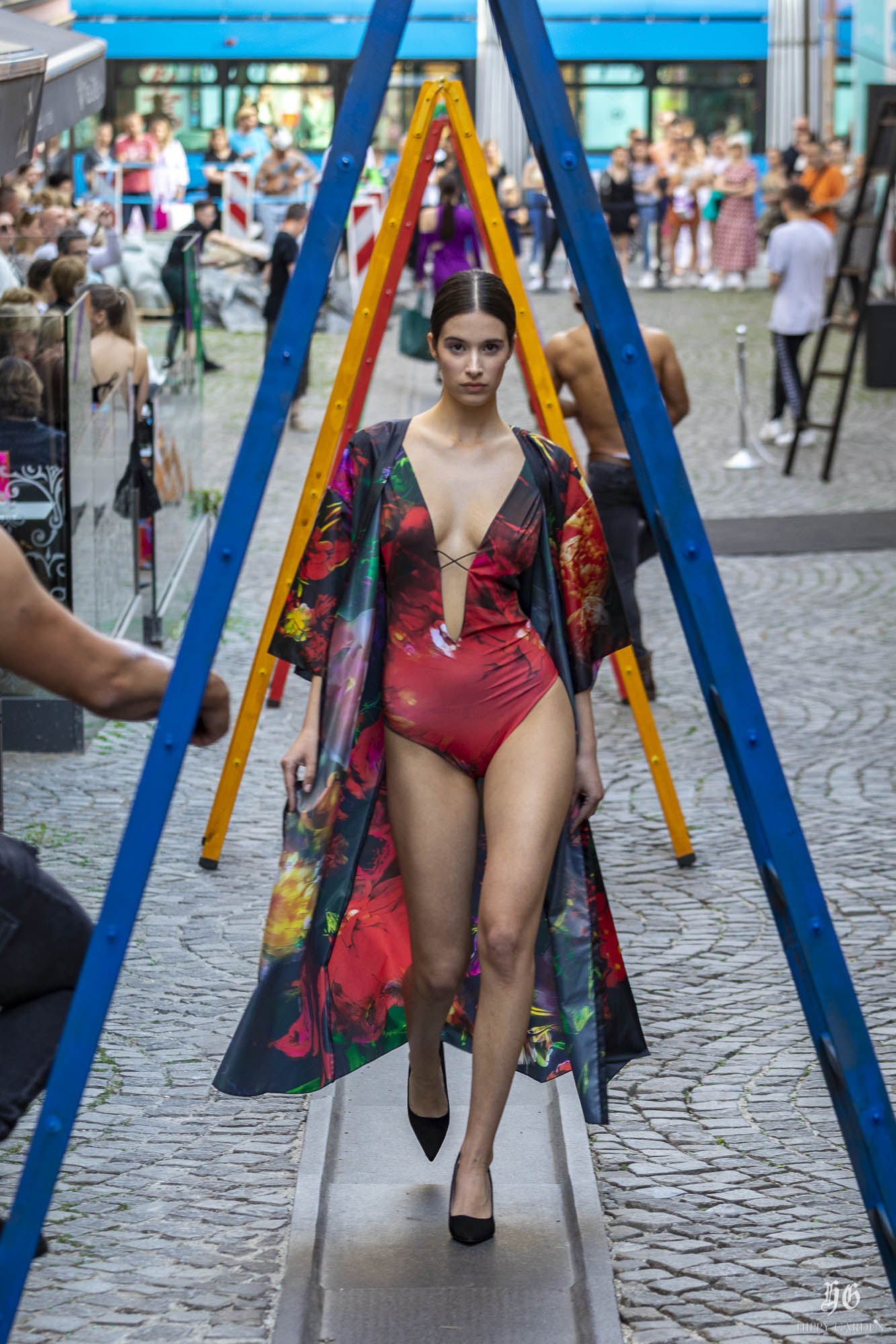 Ulična modna revija #INSPIREDBYART by Hippy Garden Ulična modna revija #INSPIREDBYART by Hippy Garden