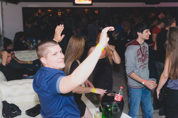 Siniša Vuco @ Hitch bar, 16.5.2015. (Foto: Ivan Toman)