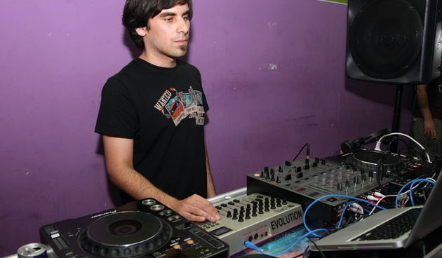 Klub Satir: DJ Liquid, DJ Simona i Tomislav Rupic