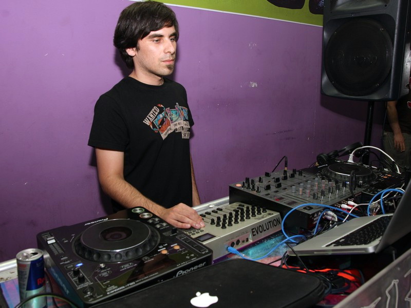 Klub Satir: DJ Liquid, DJ Simona i Tomislav Rupic