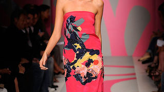 DKNY – Proljeće 2010. (foto: www.coutorture.com)