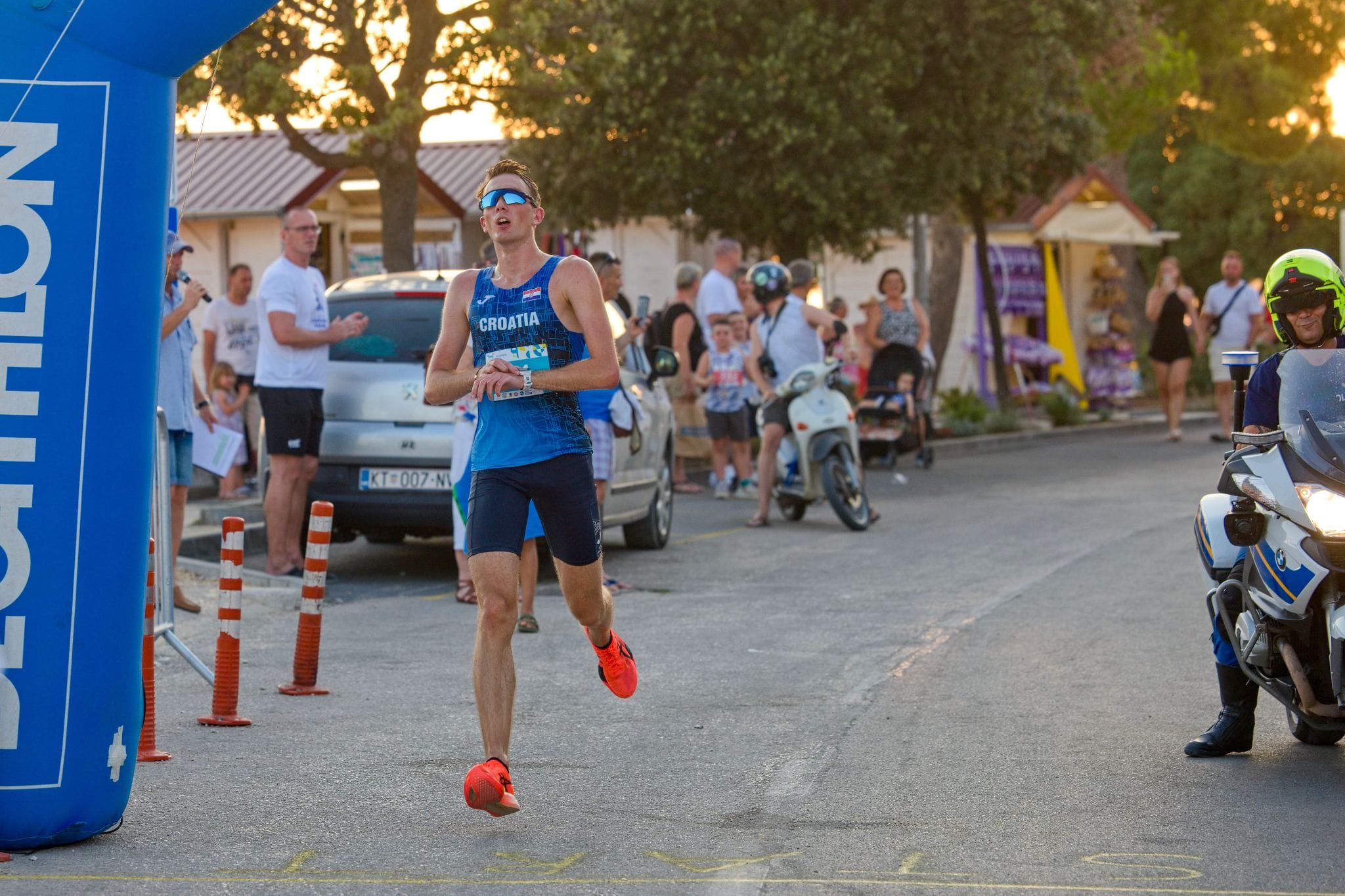17. atletska utrka Cvjetnom obalom od Sv.Filipa i Jakova do Turnja i natrag 17. atletska utrka Cvjetnom obalom od Sv.Filipa i Jakova do Turnja i natrag
