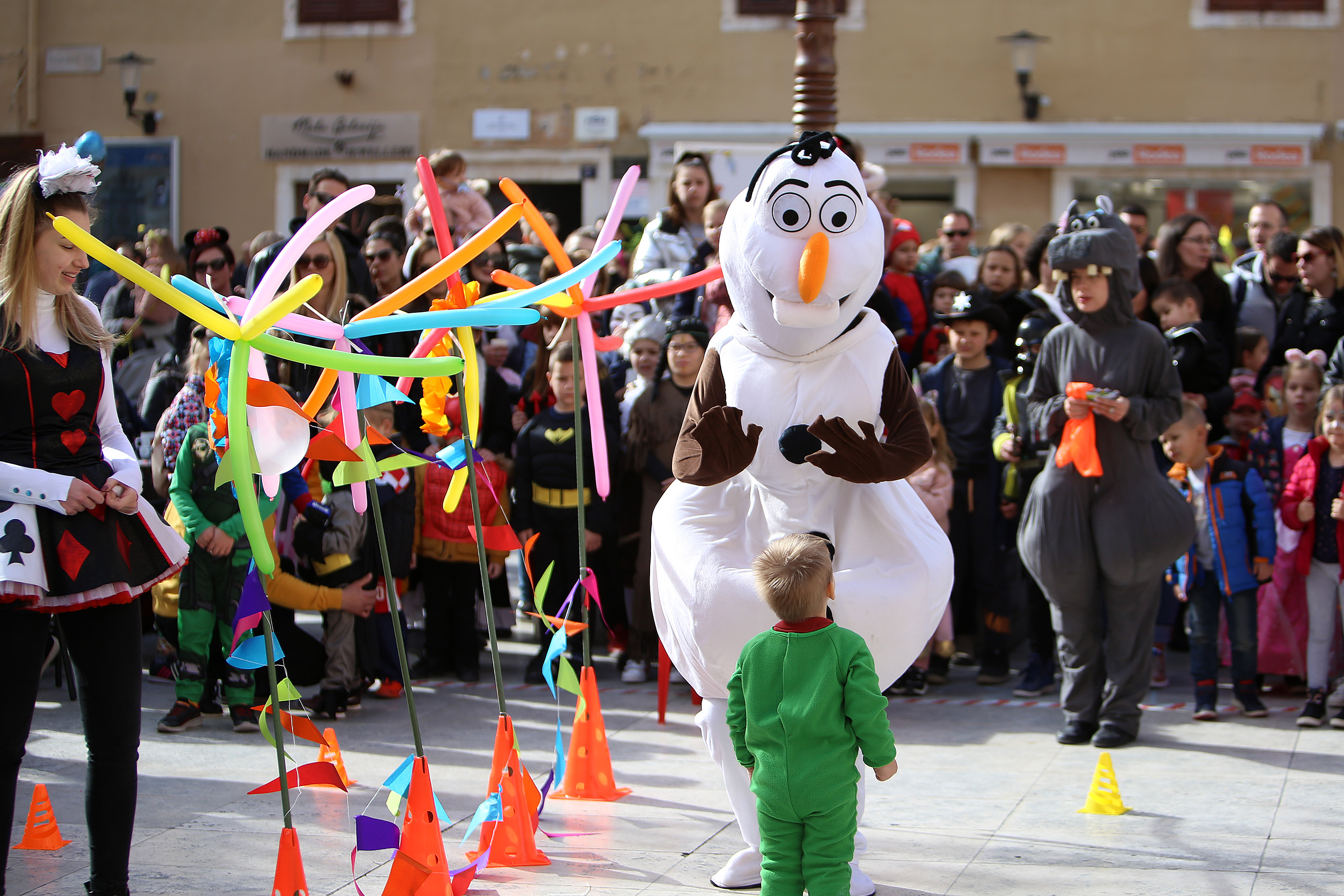 “Šareni Maskograd”: Dječji karneval na Narodnom trgu