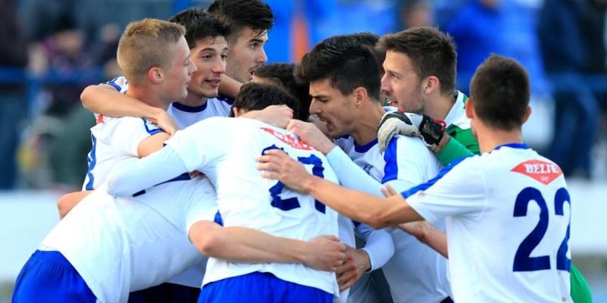 07.11.2015., stadion Gradski vrt, Osijek – MAXtv 1. HNL, 16. kolo, NK Osijek – HNK Hajduk. Photo: Davor Javorovic/PIXSELL 07.11.2015., stadion Gradski vrt, Osijek – MAXtv 1. HNL, 16. kolo, NK Osijek – HNK Hajduk. Photo: Davor Javorovic/PIXSELL