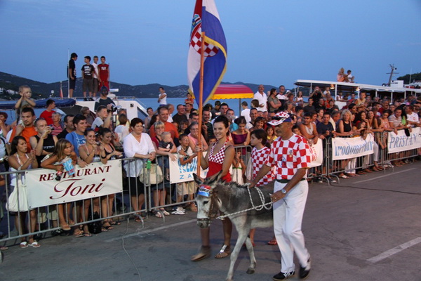 Image 1088991 (auto)