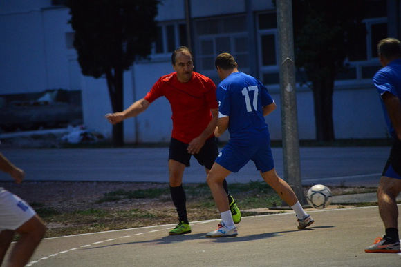 U povodu blagdana Kraljice Mira u Stanovima odigrana utakmica između liječnika i predstavnika Gradske uprave, Foto: Iva Perinčić
