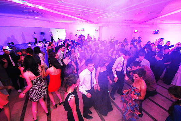 Maturalna večer gimnazije Franjo Petrić (foto:Saša Čuka) Maturalna večer gimnazije Franjo Petrić (foto:Saša Čuka)