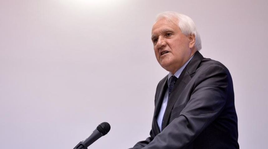 Ministarstvu znanosti, obrazovanja i sporta odrzana dodjela nagrada Ivan Filipovic za znacajna ostvarenja u odgojno-obrazovnoj djelatnosti u 2013. Vlatko Previsic. Ministarstvu znanosti, obrazovanja i sporta odrzana dodjela nagrada Ivan Filipovic za znacajna ostvarenja u odgojno-obrazovnoj djelatnosti u 2013. Vlatko Previsic.