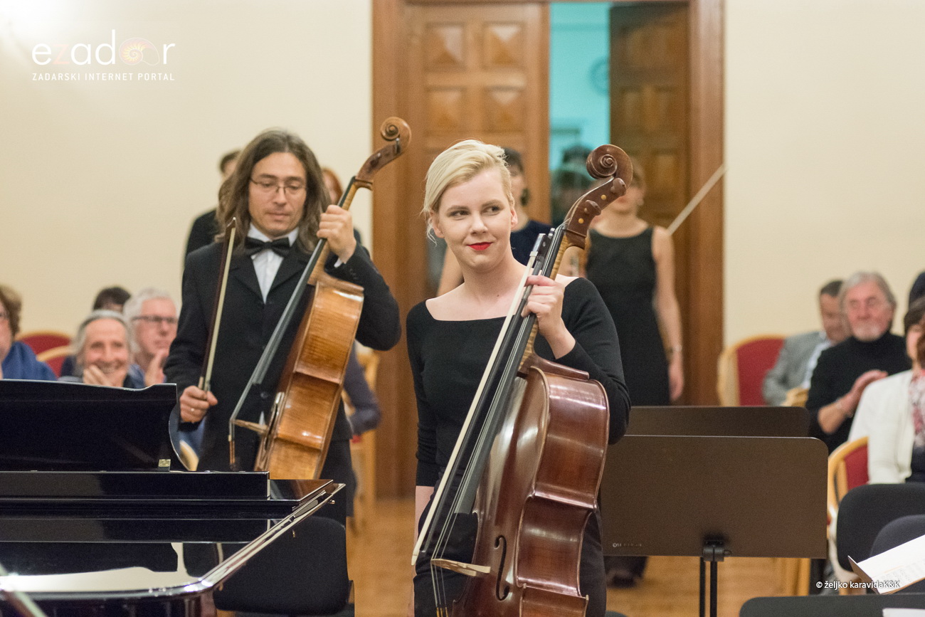 “Glazbena fantazija” Zadarskog komornog orkestra u Svečanoj dvorani Sveučilišta u Zadru. Solist Berislav Šipuš na klaviru, pod ravnanjem maestra Pavla Dešpalja “Glazbena fantazija” Zadarskog komornog orkestra u Svečanoj dvorani Sveučilišta u Zadru. Solist Berislav Šipuš na klaviru, pod ravnanjem maestra Pavla Dešpalja