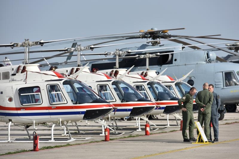 Predsjednica Kolinda Grabar-Kitarović posjetila 93. zrakoplovnu bazu Zemunik. Foto: Dino Stanin/PIXSELL