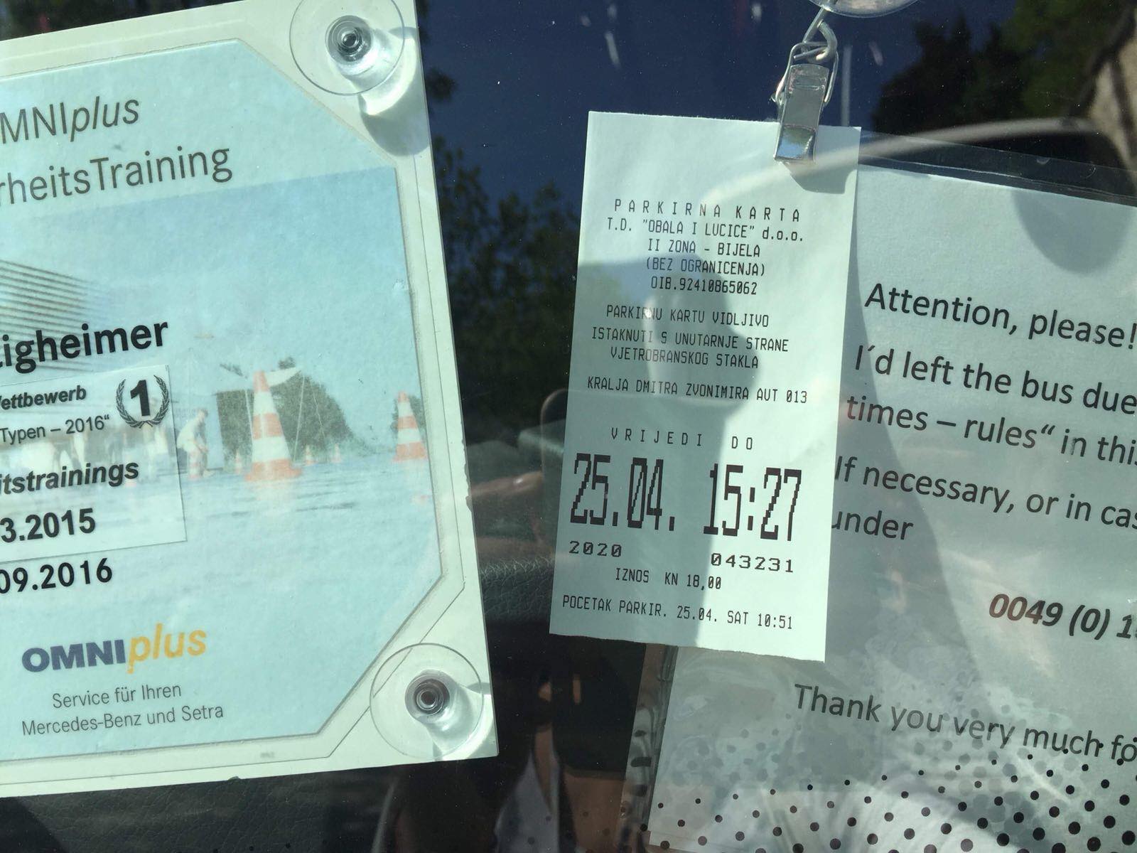 Svakodnevne situacije zadarskom na poluotoku: prometne nevolje zbog lošeg rješenja ukrcajno/iskrcajnih mjesta za turističke autobuse