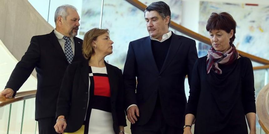 Predstavnici koalicije Hrvatska raste dosli su na pregovore. Zoran Milanovic, Vesna Pusic, Silvano Hrelja, Nansi Tireli. Photo: Goran Stanzl/PIXSELL Predstavnici koalicije Hrvatska raste dosli su na pregovore. Zoran Milanovic, Vesna Pusic, Silvano Hrelja, Nansi Tireli. Photo: Goran Stanzl/PIXSELL