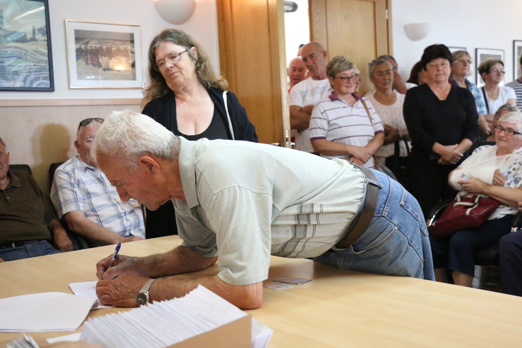 Općina Vir isplatila “Uskrsnice” u vrijednosti od 392.500 kuna Općina Vir isplatila “Uskrsnice” u vrijednosti od 392.500 kuna