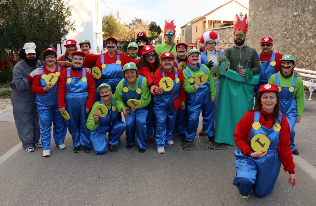 2. Međunarodna karnevalska povorka Virskih maškara