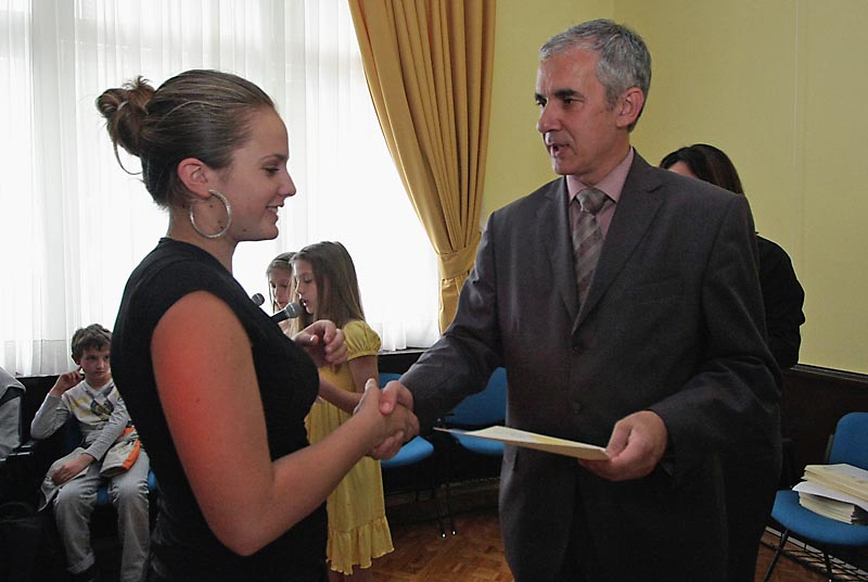 Image 1072213 (auto)