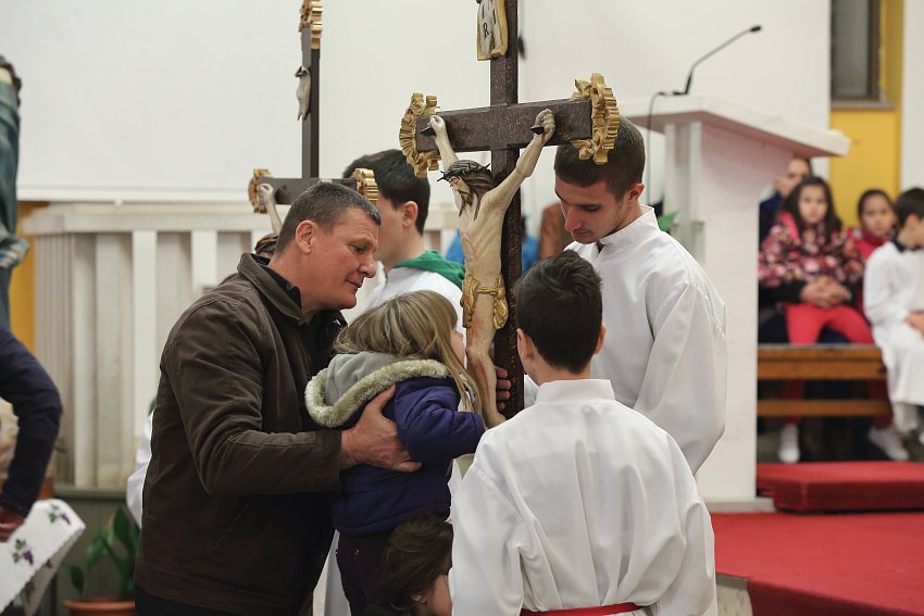 Bibinje: Održana tradicionalna procesija Velikog Petka. Foto: Leo Banić